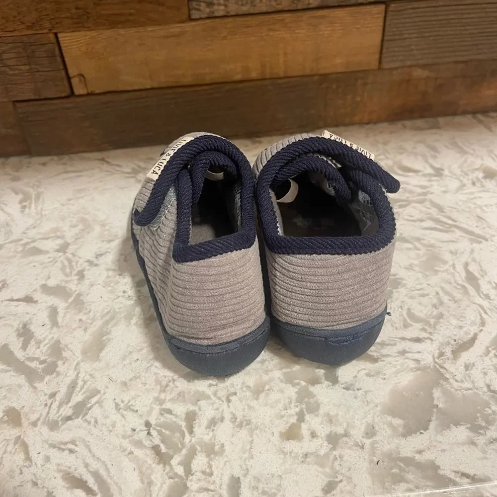 Livie and Luca Boys outdoor slippers small